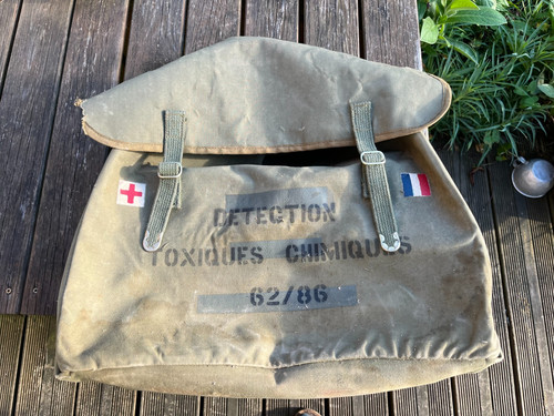 Sac dos militaire detection - a,